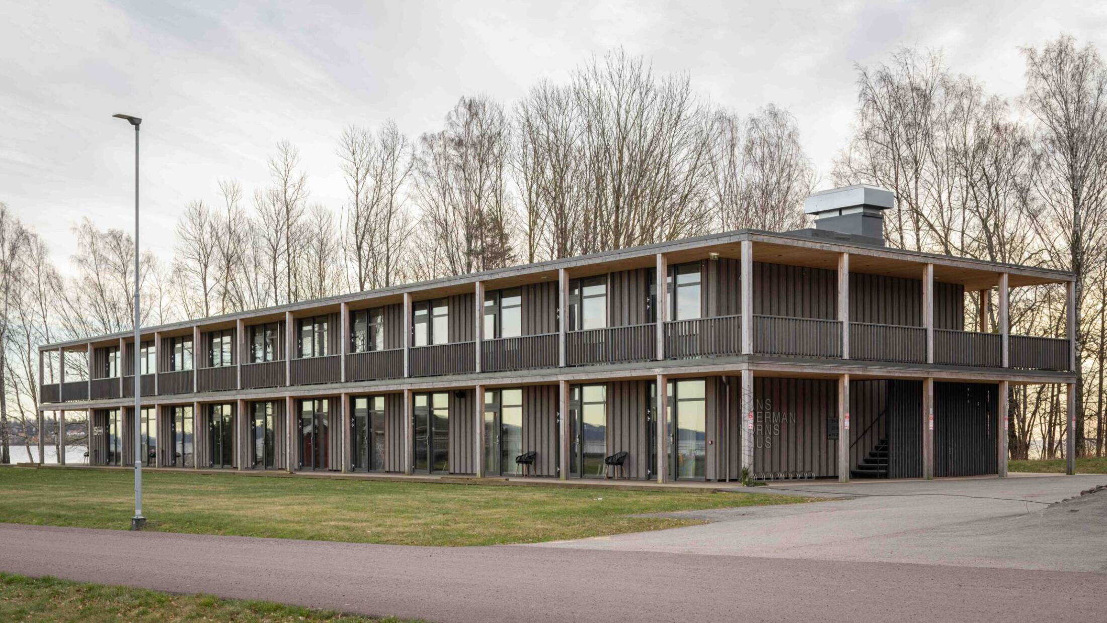 RS Noatun Horten – Brandskyddad fasadpanel av Thermowood furu – Horten. Bild 1 av 3 (DTP RS Noatun 23 2)